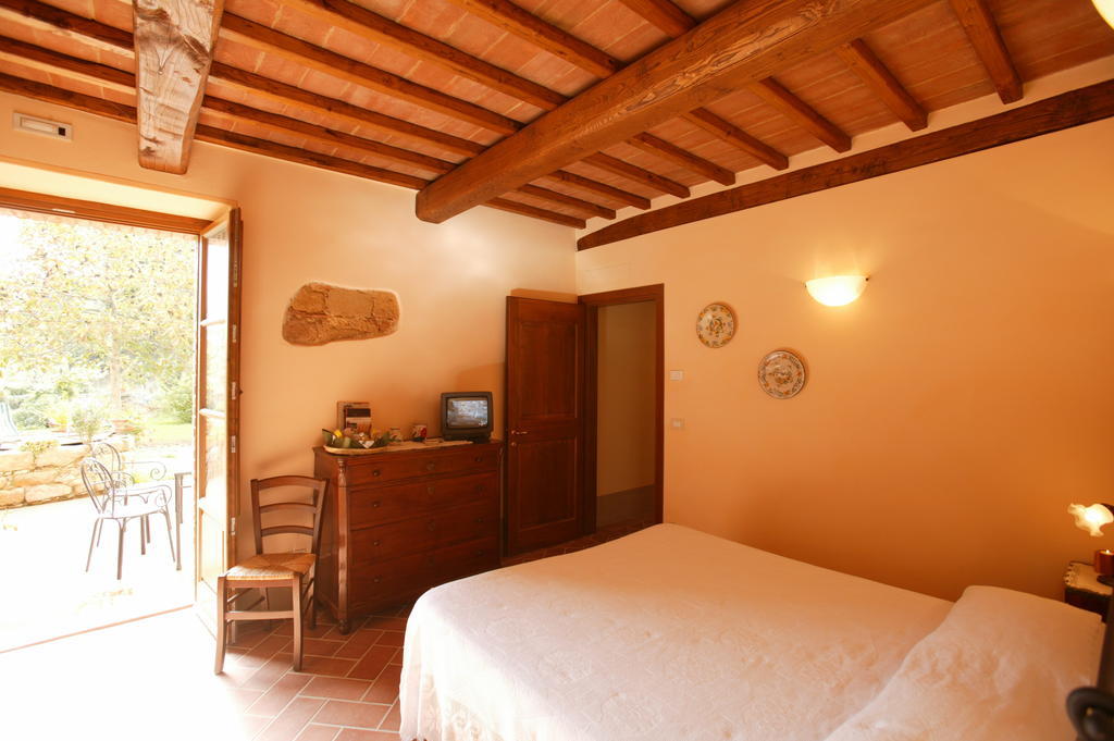 Agriturismo Podere San Gregorio ปีเอนซา ห้อง รูปภาพ